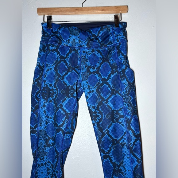 Lululemon Speed Tight IV Mini Ziggy Snake Pipe Dream leggings  Blue Size 4 - Picture 3 of 6